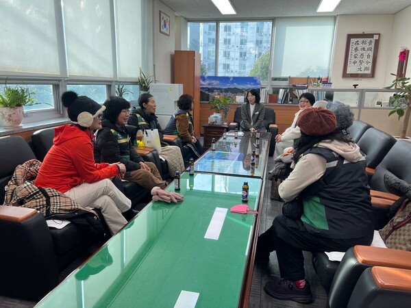 지역 여성민방위기동대 활동 관련 이미지